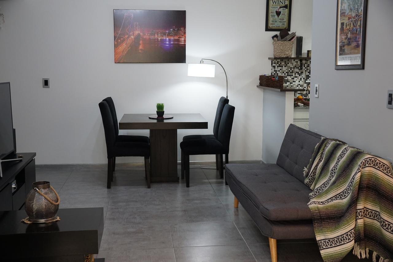 Lola's Apartment *